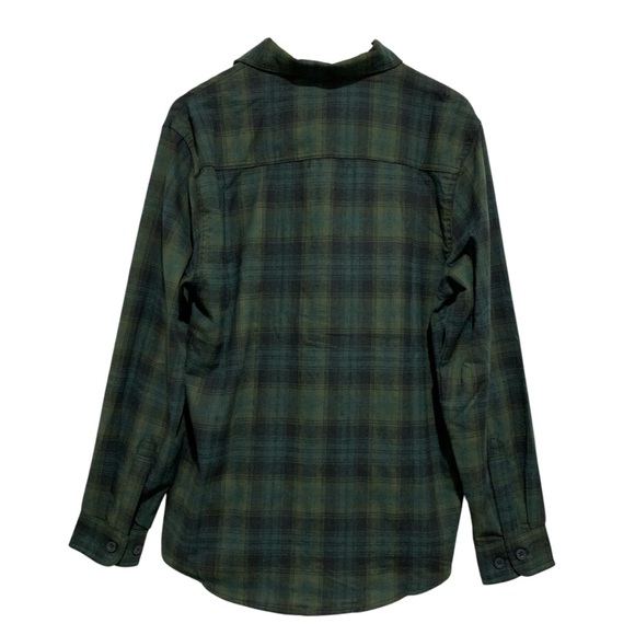 The American Outdoorsman Plaid Button Up Shirt Size Medium NWT Cozy Warm Camping - Picture 2 of 6